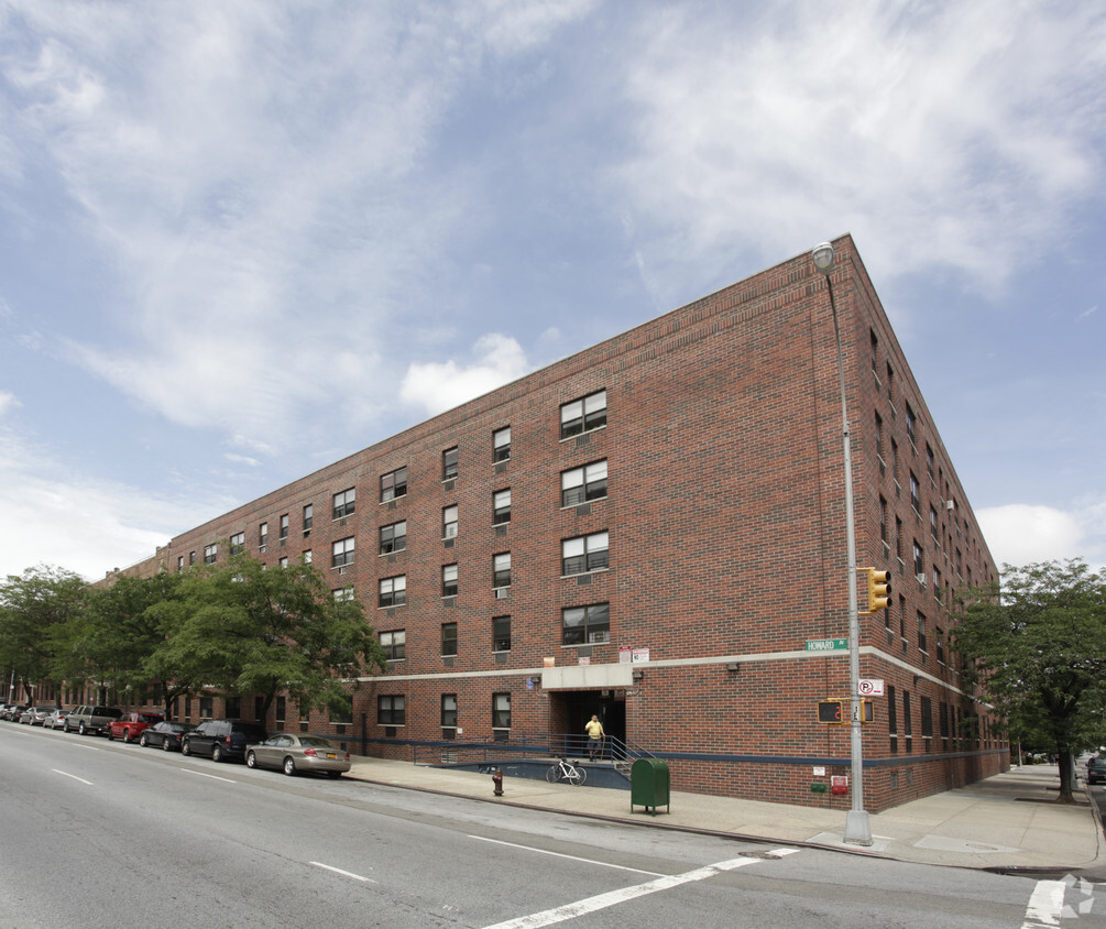 Primary Photo - Elliot Graham Houses  