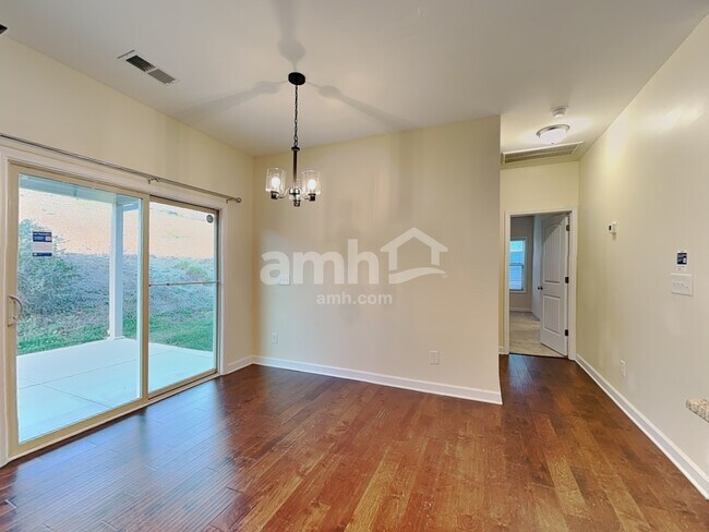 Building Photo - 232 Lanier Pl