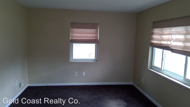 Foto del edificio - 4 br, 1 bath House - 309 Grand Avenue