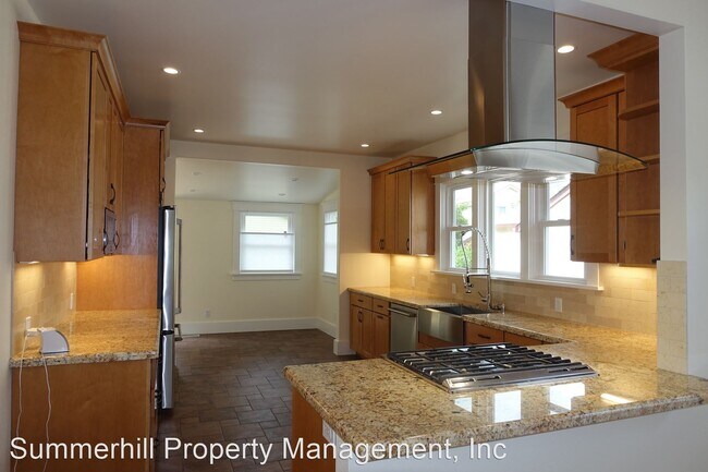 Foto del edificio - 3 br, 2.5 bath House - 471 S. Frances Street