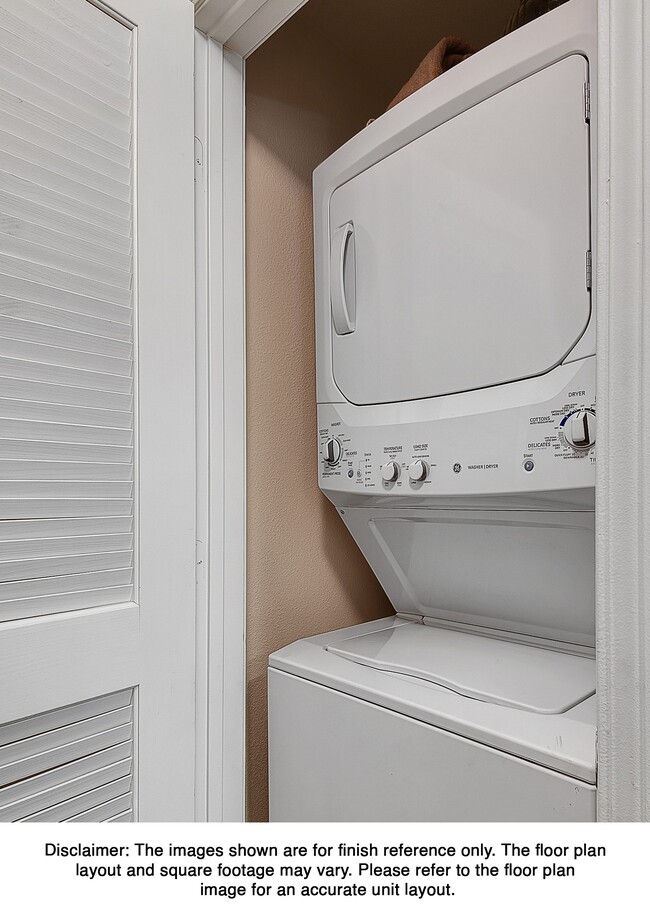 Interior Photo - Elara (formerly Oceano at Warner Center)