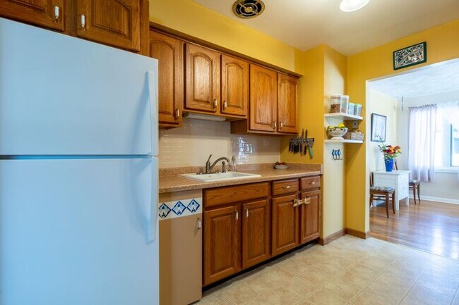 Foto del edificio - 4443 N 107th St
