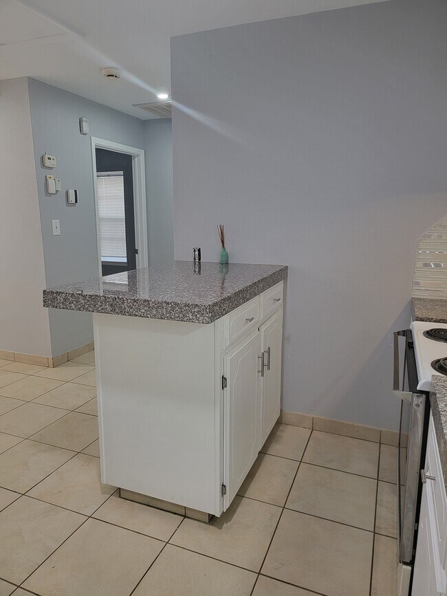 Foto del edificio - 312 Gastel Cir