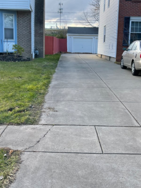 Building Photo - 125 Fairgreen Dr