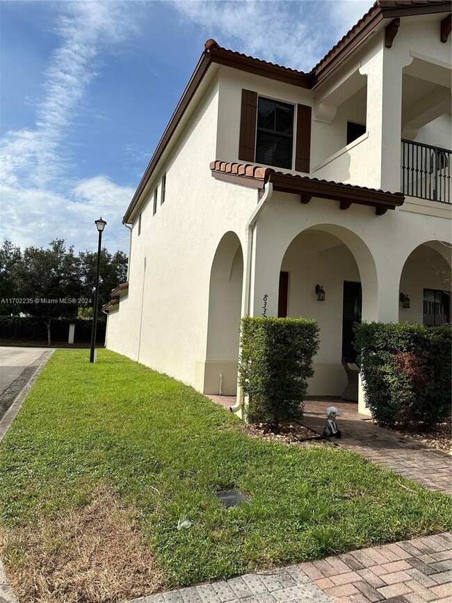 Foto del edificio - 8338 NW 39th Ct