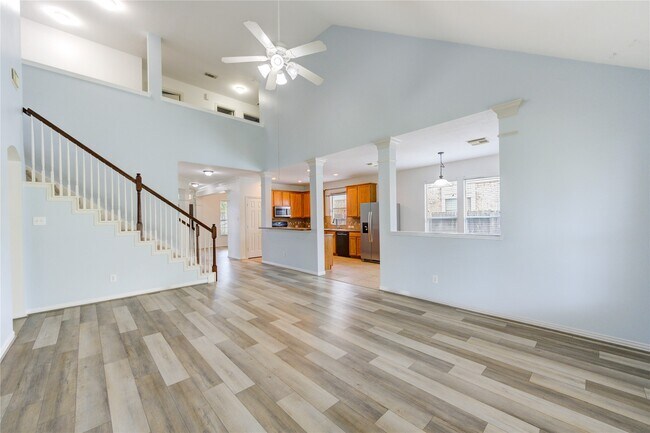 Foto del edificio - 2518 Dawn River Ln