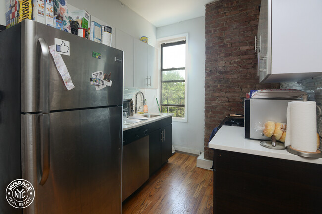 Building Photo - 90 Thomas S Boyland St