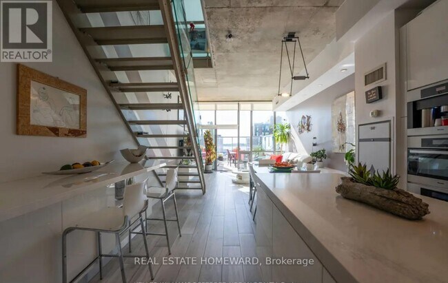 Building Photo - 33 Mill St