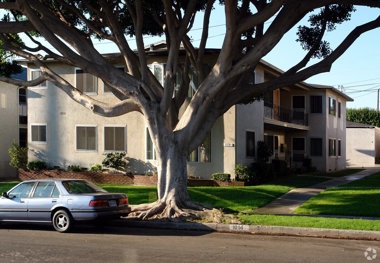 1018 E Imperial Ave, El Segundo, CA 90245 1018 E Imperial Ave El Segundo, CA Apartments for