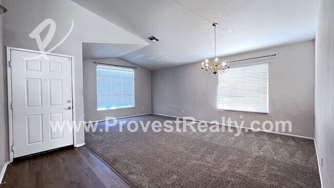 Building Photo - 3 Bed, 3 Bath Hesperia Home w/Bonus Room!!!