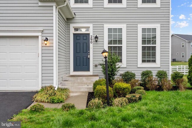 Building Photo - 290 Norland Knoll Dr
