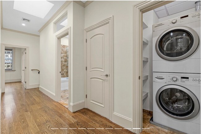 Foto del edificio - 330 Newbury St