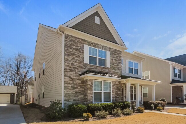 Building Photo - 7632 Cushing Dr