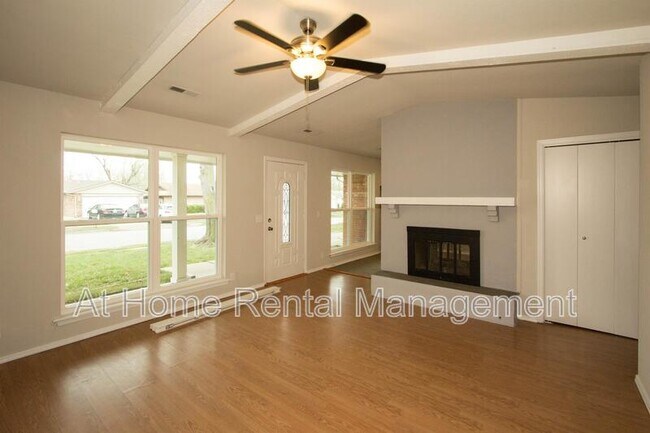 Foto del edificio - 1625 S Poplar Ave