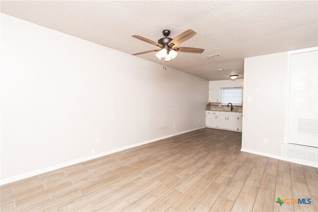 Foto del edificio - 314 Sunset Ln