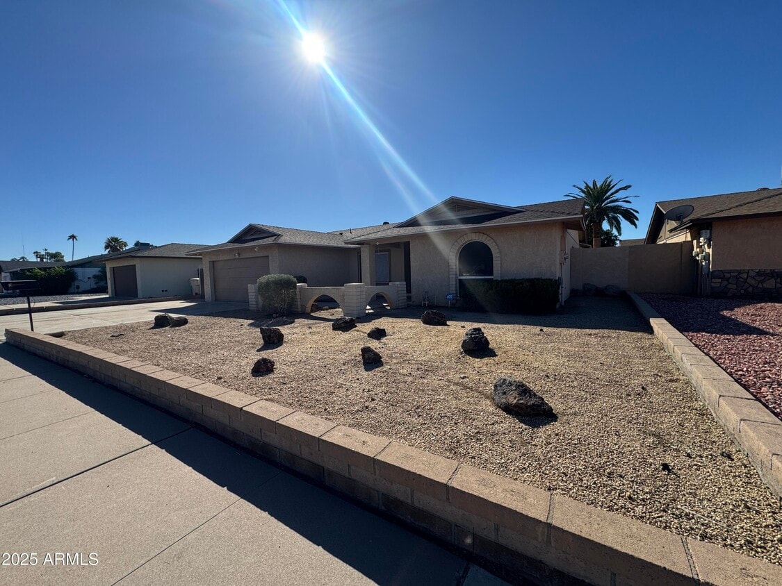 Foto principal - 5021 W Mercer Ln
