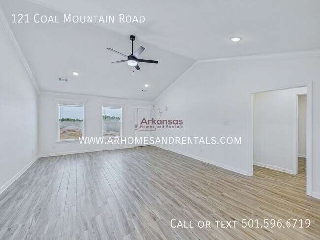 Foto del edificio - 121 Coal Mountain Road-