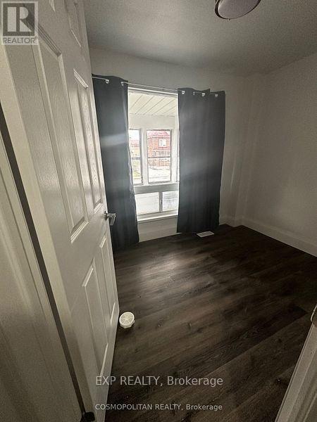 Building Photo - 6564 Level Ave