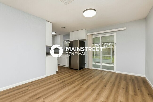 Building Photo - 3 Bedroom Pet-Friendly Home in LONGWOOD, FL with Main Street Renewal