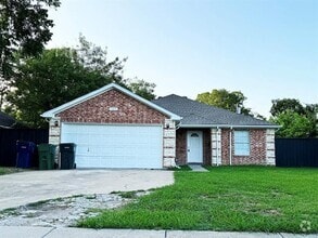 Building Photo - 149 E Marguerita Dr