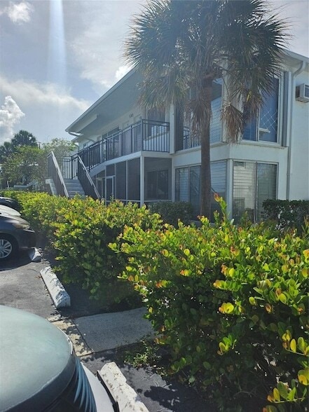 Foto del edificio - 1045 SE 15th St