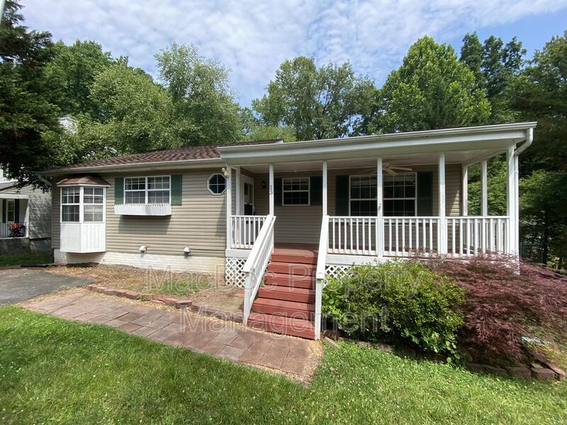 Foto principal - 13 Rocky Stone Dr