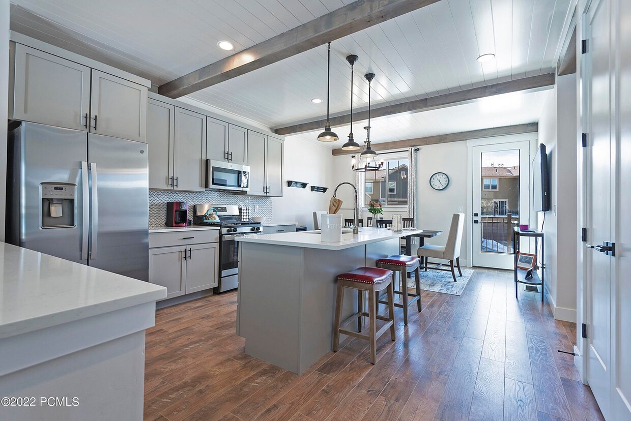 Foto principal - 1051 W Wasatch Spring Rd