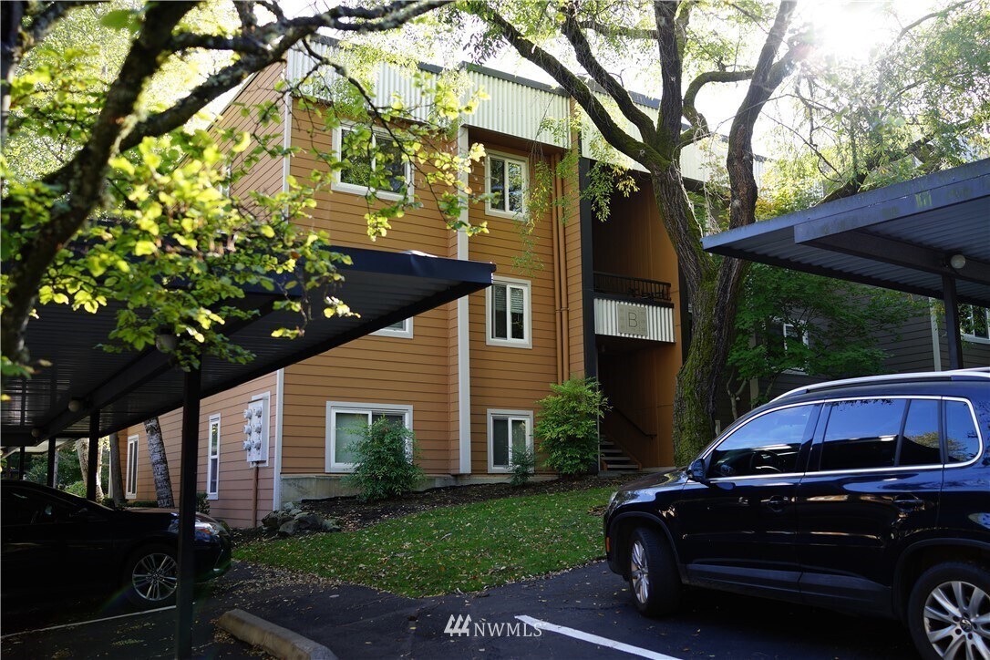 Building view - 718 Kirkland Cir