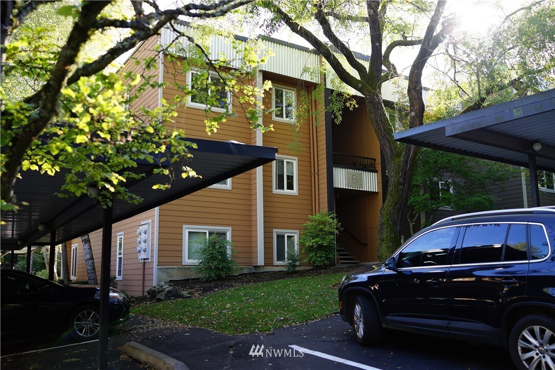 Building view - 718 Kirkland Cir