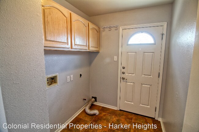 Foto del edificio - 3 br, 2 bath House - 320 Armadillo Lane