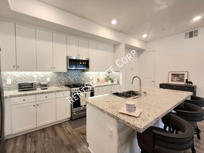 Foto del edificio - 26955 W Prospector Rd