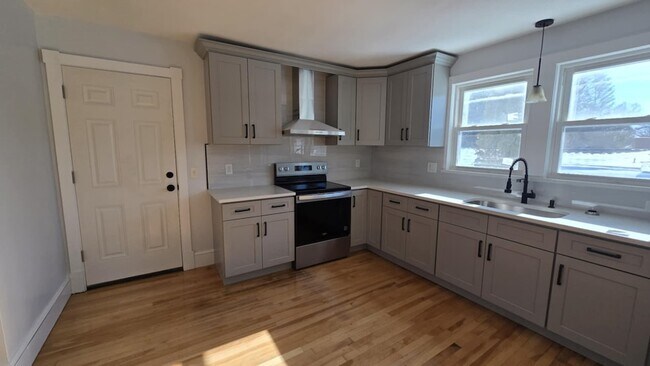 Foto del edificio - 234 High St