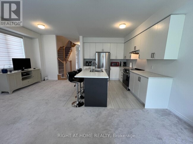Building Photo - 44 Gauley Dr
