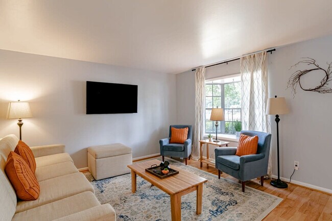 Building Photo - 304 N University Blvd