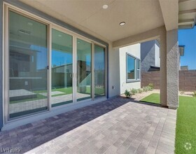 Building Photo - 786 Carlon Hls Ave