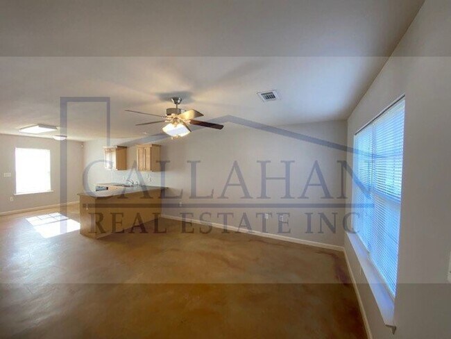 Foto del edificio - 8001 Langer Ln