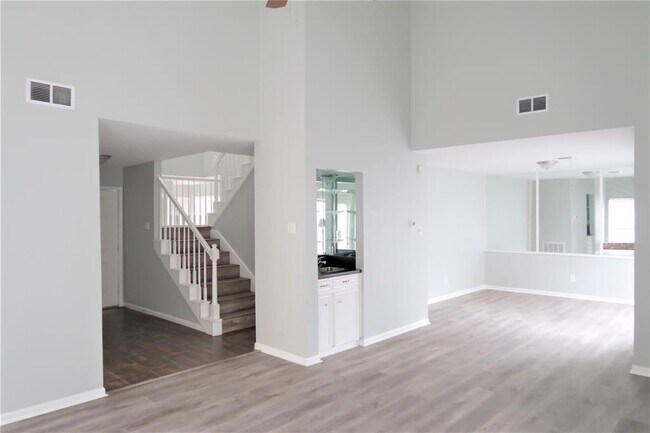 Foto del edificio - 12019 Champion Forest Dr