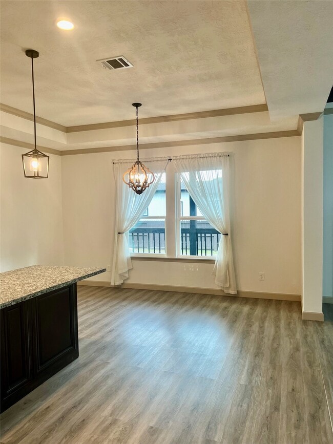 Building Photo - 24323 E Terrace Dr