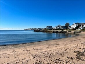 Building Photo - 12 Blackall Rd