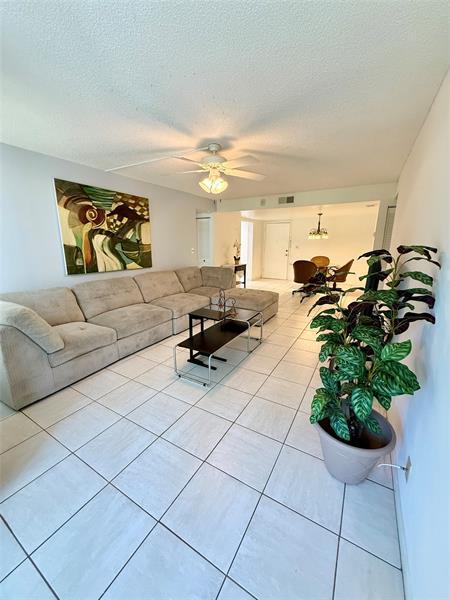 Building Photo - 6701 N University Dr