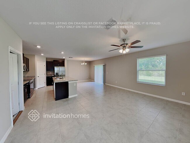 Building Photo - 11942 Miracle Mile Dr