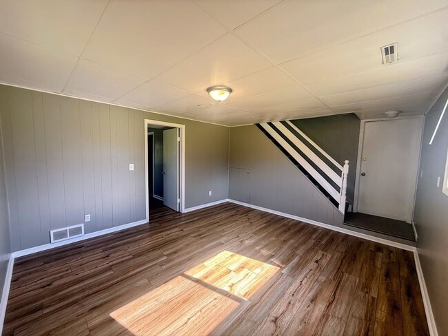 Foto del edificio - 8662 Grimes Ave NW