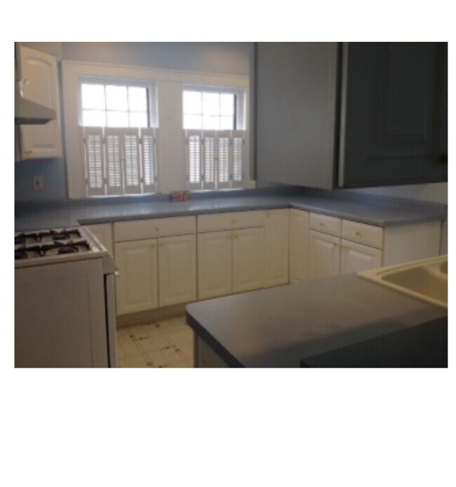 Foto del edificio - 8333 Gridley Ave