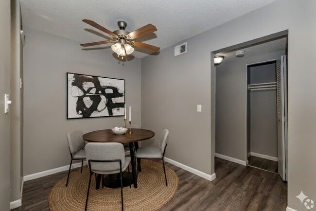 Foto del edificio - Danish Village Apartments