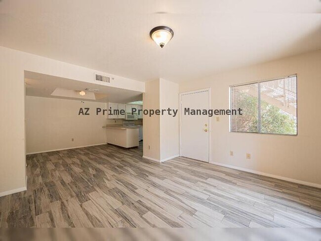 Building Photo - 8155 E Roosevelt St