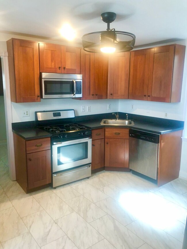 Building Photo - Cozy 2 BR/1 BA Single-Family Home in Laurel!