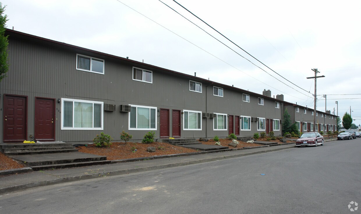 Building Photo - 902-944 SW 21st Ave