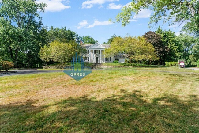 Foto del edificio - Elegant Fox Chapel 4-Bedroom, 3.5-Bath Home