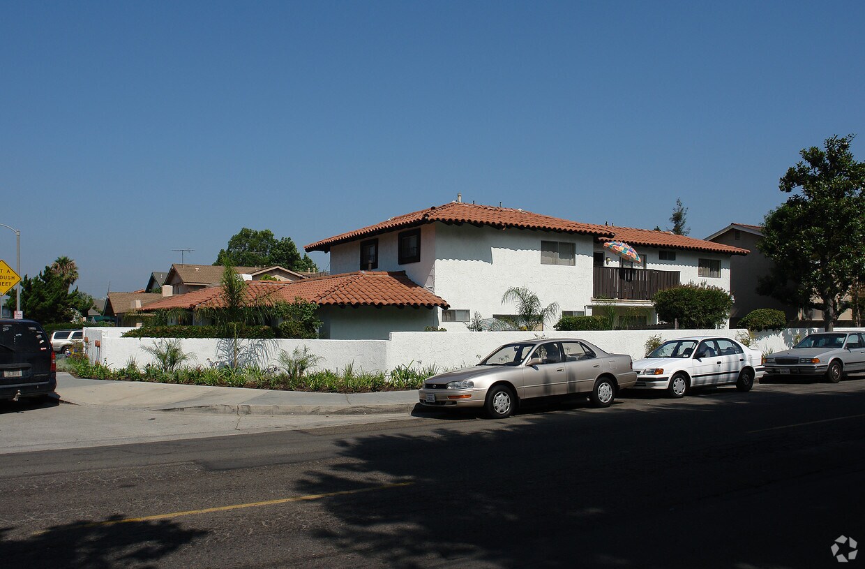 Foto del edificio - 309 W Kelly Ave