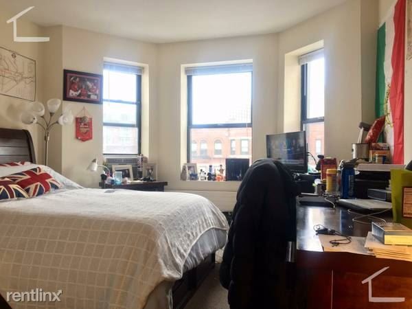 Foto del edificio - 3 br, 1 bath  - 860 Beacon St # AA4